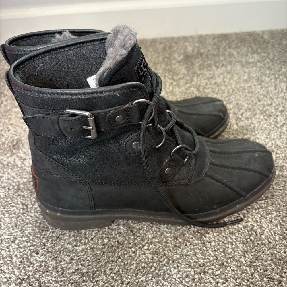 UGG waterproof size 8